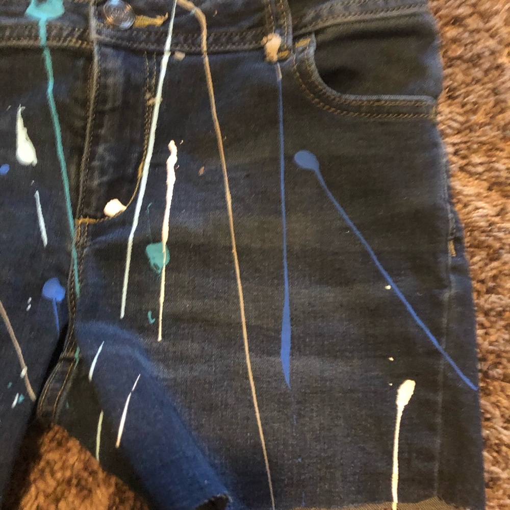 Shorts - Picture 4 of 4
